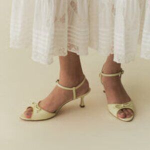 Doen Size 6.5/36.5 ARIANNA PEEP TOE HEEL -- LEMON CHIFFON NAPPA